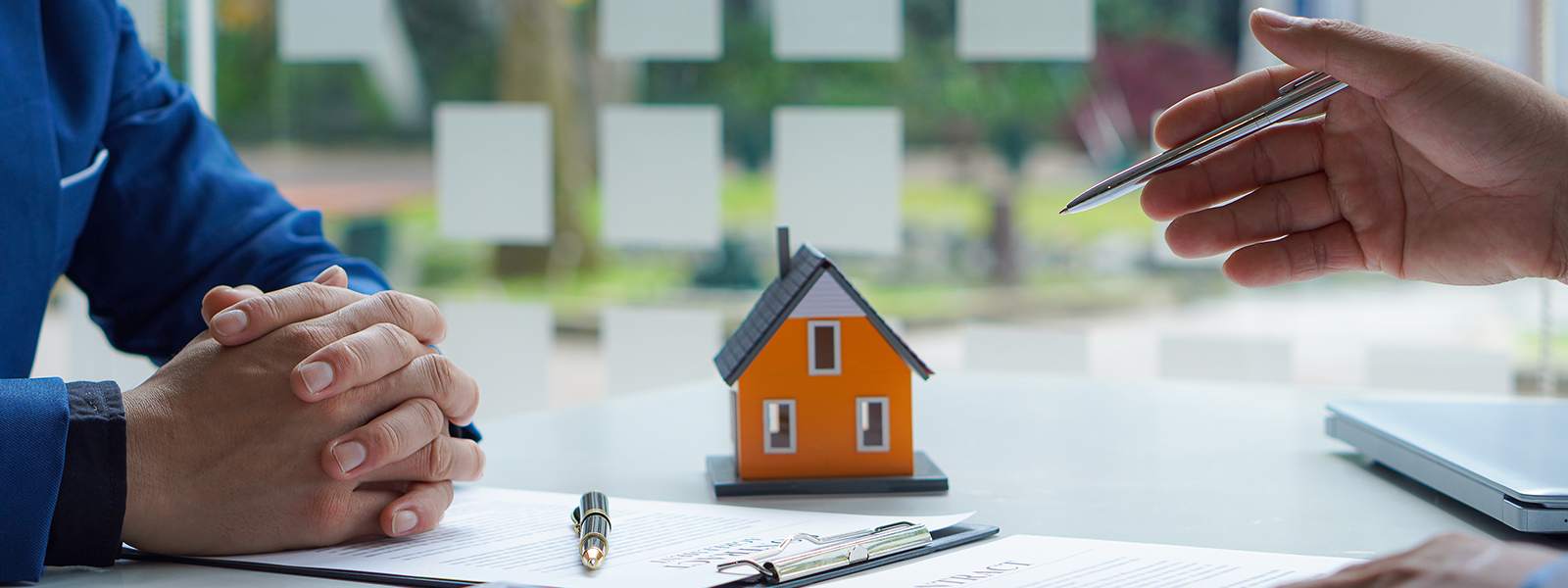 8 Essential Home-Buying Tips: Choose the Right One