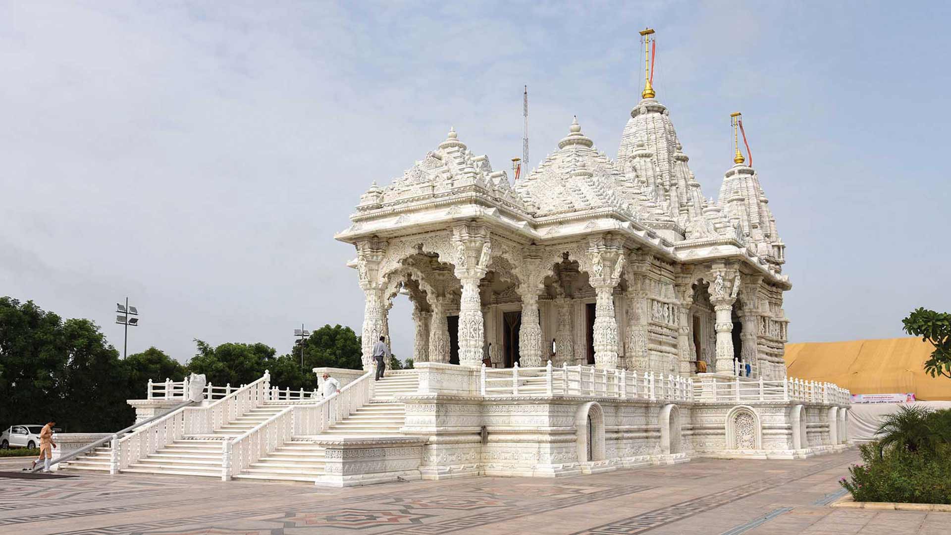 Shantigram ahmedabad Jain derasar